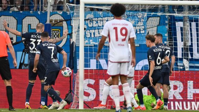 世界杯九游体育-在戈雷茨卡眼前净吞3蛋，波鸿掉回德乙进入倒计时