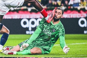 多纳鲁马谈被对手踢脸：我在球场上就像一只狮子，愿意用脸去挡球