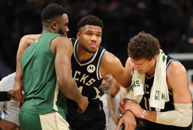 1713593059946078374.png 九游体育-魔咒再现!字母哥或无缘首轮,雄鹿又被以下克上?