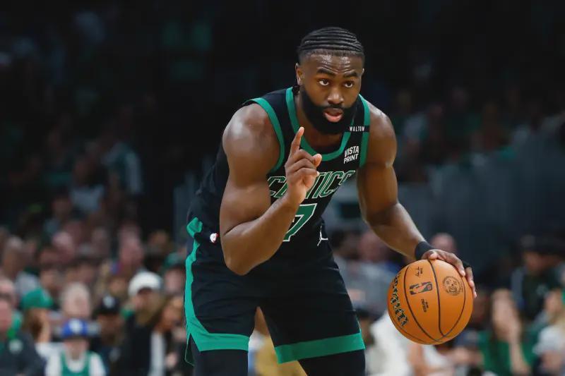 世界杯九游体育-身处困境的杰伦-布朗靠什么杀进NBA全明星首发？