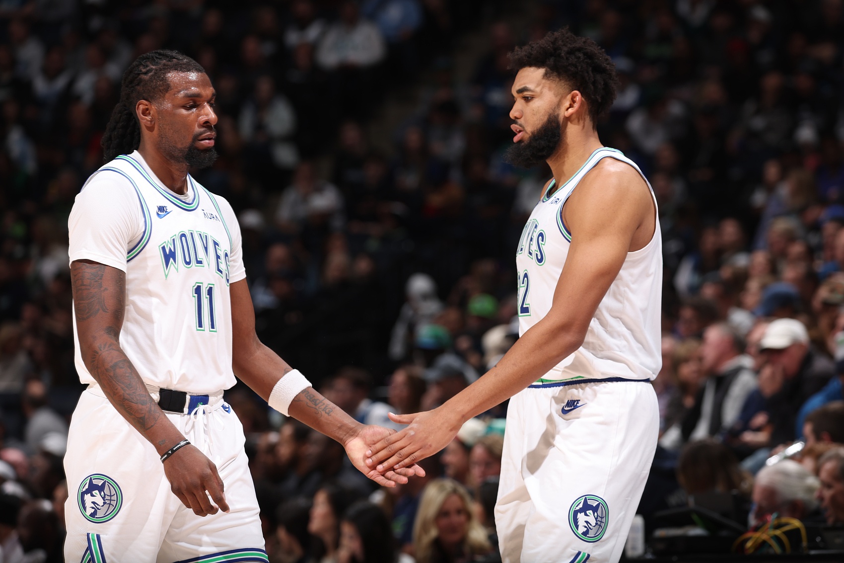 里德姐姐遇害 唐斯：任何话都无法抚平我兄弟的伤痛 为所有人祈祷