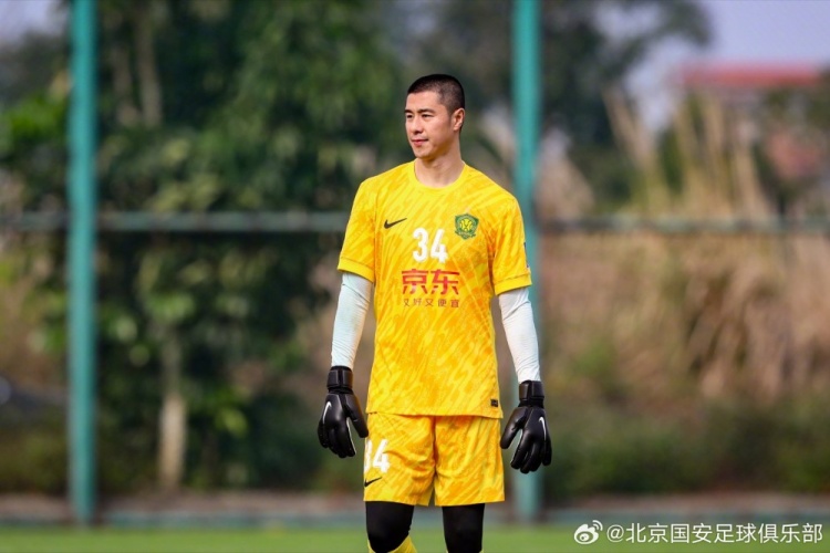 九游体育登录-今天下午，北京国安进行在海口冬训阶段的第一场队内教学赛