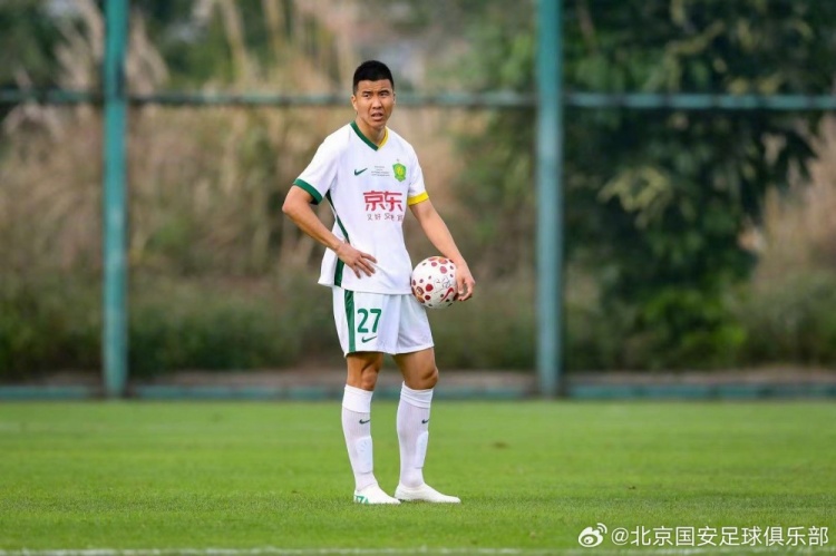 九游体育登录-今天下午，北京国安进行在海口冬训阶段的第一场队内教学赛