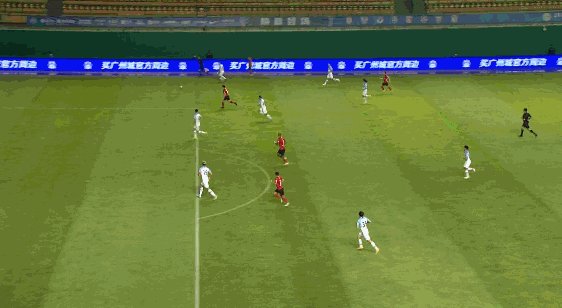 1639396292763015044.gif 九游体育登录-【中超】埃里克闪击儒尼奥尔破门 广州城0比2亚泰