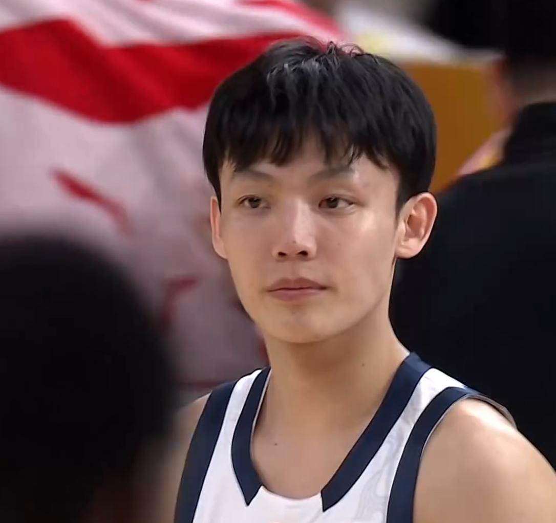 九游体育入口-广东3消息!徐杰蝉联票王,徐昕首获周最佳,胡明轩落选全明星